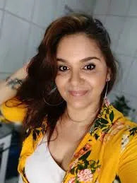 files/Foto_perfil_resena_ba49bd49-b35b-485d-94f6-7c53d88b4f8e.webp